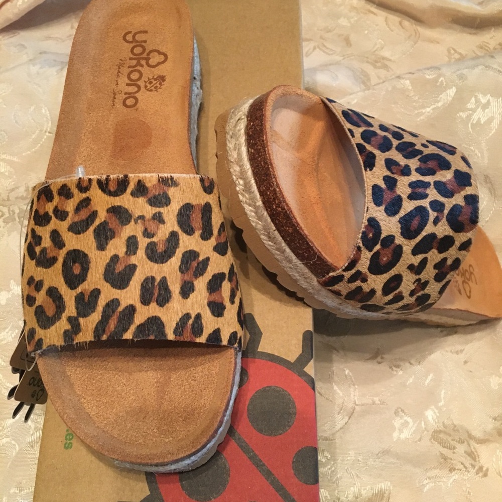 Yokono Leopard Sandals Size 8